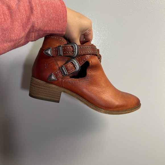 Frye Ray Deco Boot - 8.5 - No box - Picture 3 of 5